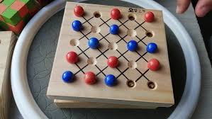 Compartimos con ustedes la intervención de javier zapata de lo que algunos eruditos llaman ingeniosamente juegos de mesa. Juegos Del Mundo Kono Kono De Campo De 5 O Five Field Kono Youtube