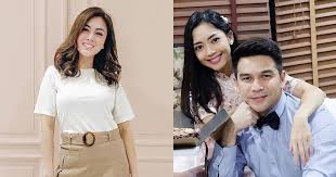 Jun 17, 2021 · kata kerabatnya, jonathan frizzy dan dhena devanka sepakat cerai, imbas orang ketiga? Qsiigkz8rqmjdm