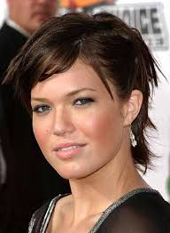 So if you can just chop off your locks. 40 Classic Short Hairstyles For Round Faces