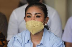 Explore tweets of nindy ayunda @nindysings on twitter. Hancurnya Nindy Ayunda Pergoki Kelakuan Suami Vc Sampai Transfer Ke Cewek Matamata Com