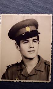 Piatra Neamț UM,01027 bat 1 comp 2 infanterie cdt UM Col Dăscălescu.Cu cap  Ioniță Ion pe Dealul Pietricica 1969--1970.