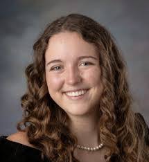 Abigail Hetrick's Instagram, Twitter & Facebook