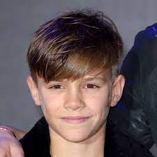 Mushroom Haircut Cool Mushroom Cut Hairstyles For Men 2021 Guide