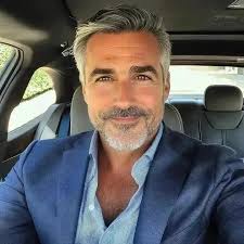 Ha respondido a tu comentario 💬 Quiere enviarte una solicitud de amistad  👤 Toca corazón si la quieres aceptar❤️‍🔥