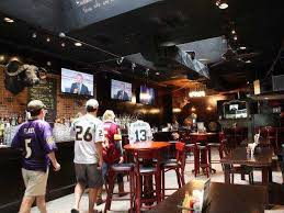 Eater atlanta is told this downtown atlanta sports bar leans heavily in florida's favor. Best Sports Bars Business Insider