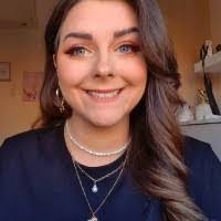 Sammie Morris's Instagram, Twitter & Facebook