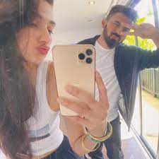 Suniel shetty opens up on athiya shetty amp kl rahul 39 s relationship promo tomorrow 11 am. Athiya Shetty Grateful For Kl Rahul As She Wishes Rumoured Bf On 29th Birthday Ahan Also Wishes Cricketer Pinkvilla