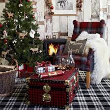 33 Best Christmas Country Living Room Decorating Ideas Christmas Interiors Christmas Decorations Living Room Christmas Living Rooms