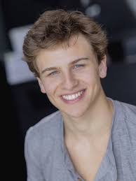 Dallas Bradshaw's Instagram, Twitter & Facebook