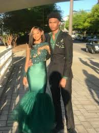 2 Piece Prom Dresses For Black Girls Emerald Green Prom Dress Size 2 Custom Made Fashion Clothing Shoes Accessories Weddingfo Emerald Green Prom Dress Black Girl Prom Dresses Green Prom Dress