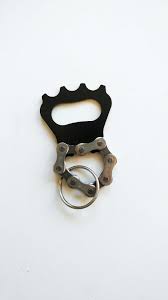 Schlusselanhanger Flaschenoffner Fahrradkette In Berlin Charlottenburg Fahrrad Zubehor Gebrauc Schlusselanhanger Flaschenoffner Flaschenoffner Fahrradkette