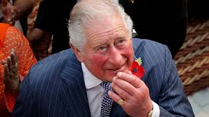 Oron för kung Charles efter bilderna på hans fingrar