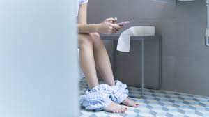 Zumeist stülpt sich dabei ein teil des dünndarms in den dickdarm, was die entsprechenden symptome bedingt. Blut Im Stuhl Ursachen Diagnose Therapie Onmeda De