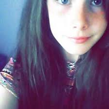 Ella Emerson (@ellaemerson857)