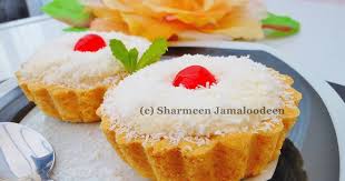 Puits D Amour Puits D Amour Is A Very Famous Dessert Or Tea Time Snack In Mauritius These Mini Tarts Have Be Tea Time Snacks Famous Desserts Mauritius Food
