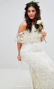 Shop new and gently used wedding dresses and save up to 90% at tradesy. 14 Of The Best Places To Buy An Affordable Wedding Dress Online