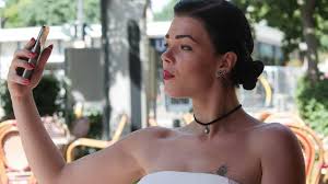 Brautkleider in deutschland finden sie bei heiraten.de. Narzissmus Und Macht Facebook Ist Eine Narzisstische Spielwiese Gesellschaft Tagesspiegel