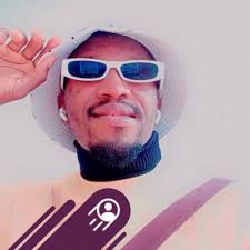 Read all about me… cover girl for Blanc Magazine 🖤 Issue 30  https://blancmagazine.com/product/living-on-the-edge-amaarae/