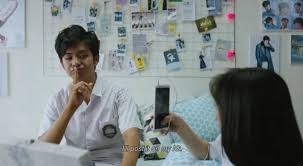 Jun 04, 2021 · adhisty zara banjir pujian dan sabet banyak penghargaan lewat perannya sebagai dara dalam film dua garis biru. Film Dua Garis Biru Dan Kontroversi Yang Dibuatnya