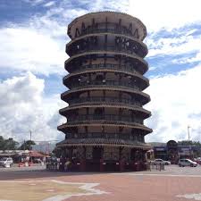Selagi ia kekal, ia adalah tarikan pelancong. Photos At Menara Condong Leaning Tower Teluk Intan Perak