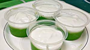 The layers are flavoured differently whereby one is sweet and the other savoury. Kuih Tepung Pelita Dalam Bekas Yang Sangat Sedap Dan Mudah Disediakan Youtube