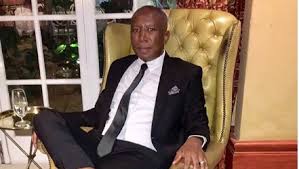 Eff leader julius malema accused president cyril ramaphosa of abusing his late wife. A Lavish Dinner A Star Performance And Well Wishes For Juju On His 40th