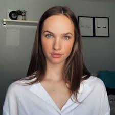 Mandy Kerr (@mandy_kerr)