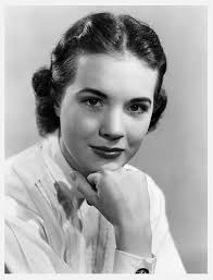 I'd Rather Leave While I'm in Love", Julie 1977 in Tokyo. Re-upload of the  concert here: https://youtu.be/XBQiXWhf6lo #julieandrews