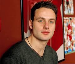 Andrew Lincoln back in the 90s. 👀