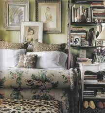 Decorating Modern Traditional Interiors With Chintz An Old Favorite Is Back Modern Traditional Interior Interior Decor