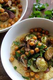 creamy polenta with balsamic roasted vegetables garlic chickpeas pumpkinandpeanutbutter recette recettes pour le diner repas vegetarien repas