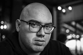 blackandwhite #bwphotography #monochrome #noirstyle #blackwhiteart #potrait  Click by: @chrisboss_az