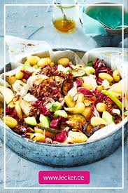 Sommer Trifft Herbst Gnocchi Salat Mit Birne Rezept Lecker Leckere Salate Gnocchi Salat Rezepte