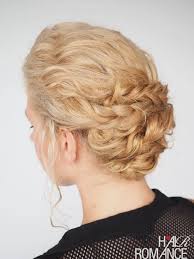 Curly hair can be a great asset if you know how to style it like the pro hairstylists. 30 Curly Hairstyles In 30 Days Day 5 Hair Romance Curly Hair Styles Hair Romance Curly Hair Styles Naturally