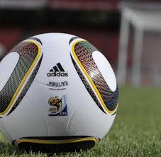 Keep up with the fifa world cup qatar 2022™ in arabic! Brasilien 2014 Das Sind Die Wm Balle Von Telstar Bis Brazuca Bilder Fotos Welt