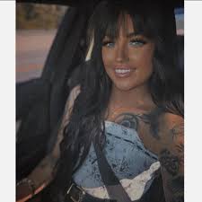 Christian woman podcast recommendations for non-traditional followers