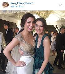 ยิ่งใหญ่อลังการสมกับที่ตั้งตารอ ชุดแต่งงาน เอมมี่ มรกต บอกเลยไม่ผิดหวัง เป็นเจ้าสาวป้ายแดงที่สง่างามสวยเฉี่ยวสะกดได้ทุกสายตา à¹à¸‹ à¸šà¸— à¸‡à¸‡à¸²à¸™ à¸£à¸§à¸¡à¸ à¸²à¸žà¸‡à¸²à¸™à¸‰à¸¥à¸­à¸‡à¸ªà¸¡à¸£à¸ª à¹€à¸­à¸¡à¸¡ à¹„à¸®à¹‚à¸‹à¹€à¸ˆà¸¡à¸ª à¹ƒà¸™à¸˜ à¸¡ à¸¡à¸£à¸à¸• Daradaily