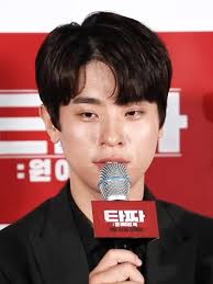 Once a shawol, always a shawol. ë°•ì •ë¯¼ í‚¤ í•™ë ¥ ë‚˜ì´ ë³´ê¸° í† ìŠ¤ë¯¼ ì¸ë¬¼ì •ë³´