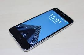 L'alcatel 2008g est un téléphone simple d'utilisation au design très soigné, un grand écran, des touches espacées et un format compact pour. Como Descargar Instalar Y Actualizar Whatsapp Apk Gratis En Un Movil Alcatel Mira Como Hacerlo