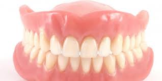 Jenis gigi palsu dental implant merupakan gigi palsu permanen yang dapat berdiri sendiri tanpa bantuan dari gigi lain, ini karena dental implant ditanam ke dalam gusi sehingga gigi mampu berdiri. Mengenal Jenis Jenis Gigi Palsu Okezone Lifestyle