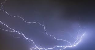 Na mapie zaznaczono miejsca zarejestrowanych wyładowań atmosferycznych z ostatnich dwóch godzin. Gdzie Jest Burza 15 07 Nawalnice Nad Polska Radar Burz Na Zywo Wiadomosci