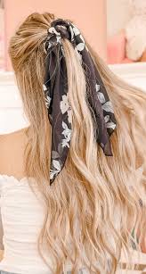 A silk scarf is the best option because it isn't very porous, therefore it doesn. Fabulous Ways To Wear A Scarf In Your Hair 2020