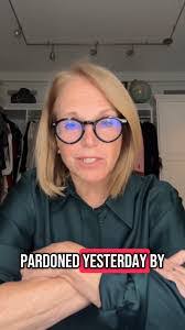 Liz Sowell's Instagram, Twitter & Facebook