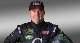 In his 65th nascar whelen euro series start frederic gabillon (#3 tepac rdv compétition toyota camry) scored his first ever win at the legendary le tracé exigeant de 4km accueillera les finales nascar whelen euro series pour la quatrième fois pour le plus grand plaisir d'une foule toujours. Nascar Legende Bobby Labonte Kampft Um Titel In Der Nascar Whelen Euro Series Nascar Home Tracks