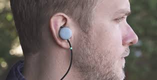 Google's new Pixel phones ditch the headphone jack to offer $160 wireless  buds