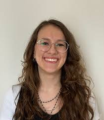 Raquel Meyer's Instagram, Twitter & Facebook