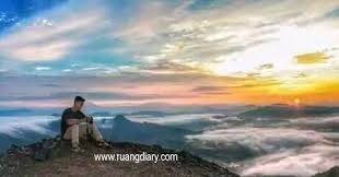 Cari promo harga tiket kereta api jember kebumen murah. Lokasi Bukit Pranji Pejagoan Kebumen Spot Foto Sunrise Dan Harga Tiket Masuk Wisata Ruangdiary Com