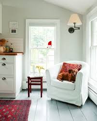 comfy cooking: armchairs in the kitchen