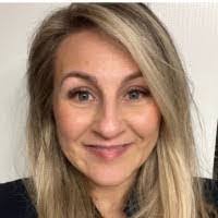 Amy Dewolfe's Instagram, Twitter & Facebook