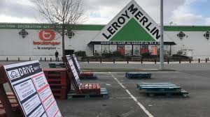Castorama a déjà annoncé avoir décidé de passer outre, ignorant l'interdiction de travail dominical. Arras Contraint De Fermer Son Magasin Aux Particuliers Leroy Merlin Loin D Etre A L Arret